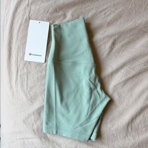 lululemon Align High-Rise Short 6”